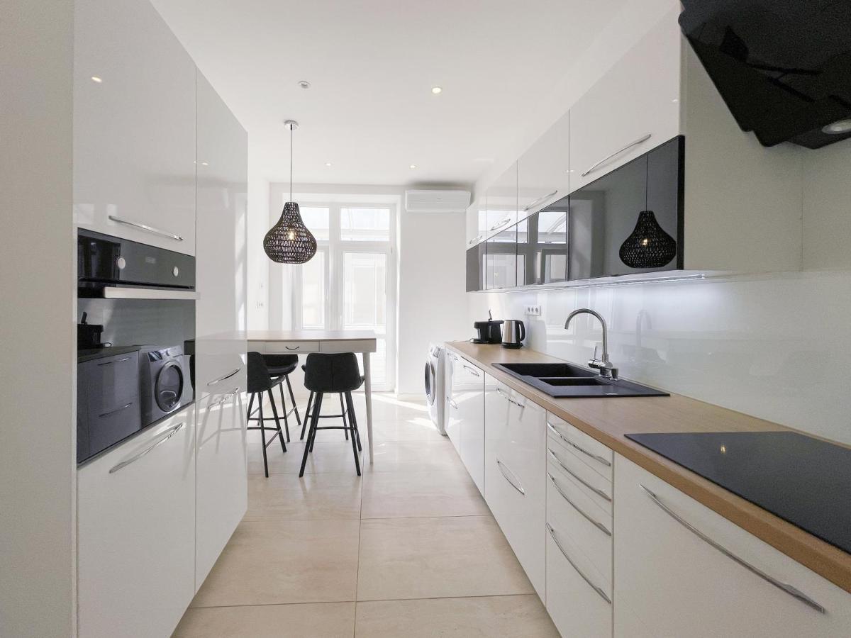 Elysian Apartment براتسيلافا المظهر الخارجي الصورة