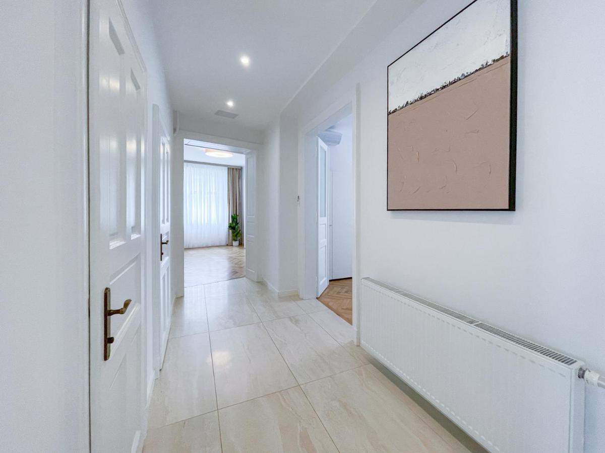 Elysian Apartment براتسيلافا المظهر الخارجي الصورة